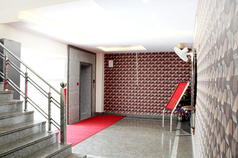 Grace Hotel Karnāl Kültér fotó